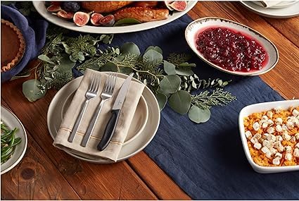 Victorinox 6.7233.6 Swiss Classic Steak Knife Set Ideal for Slicing a Wide Variety of Steak Cuts Serrated Blade in Black, Set of 6