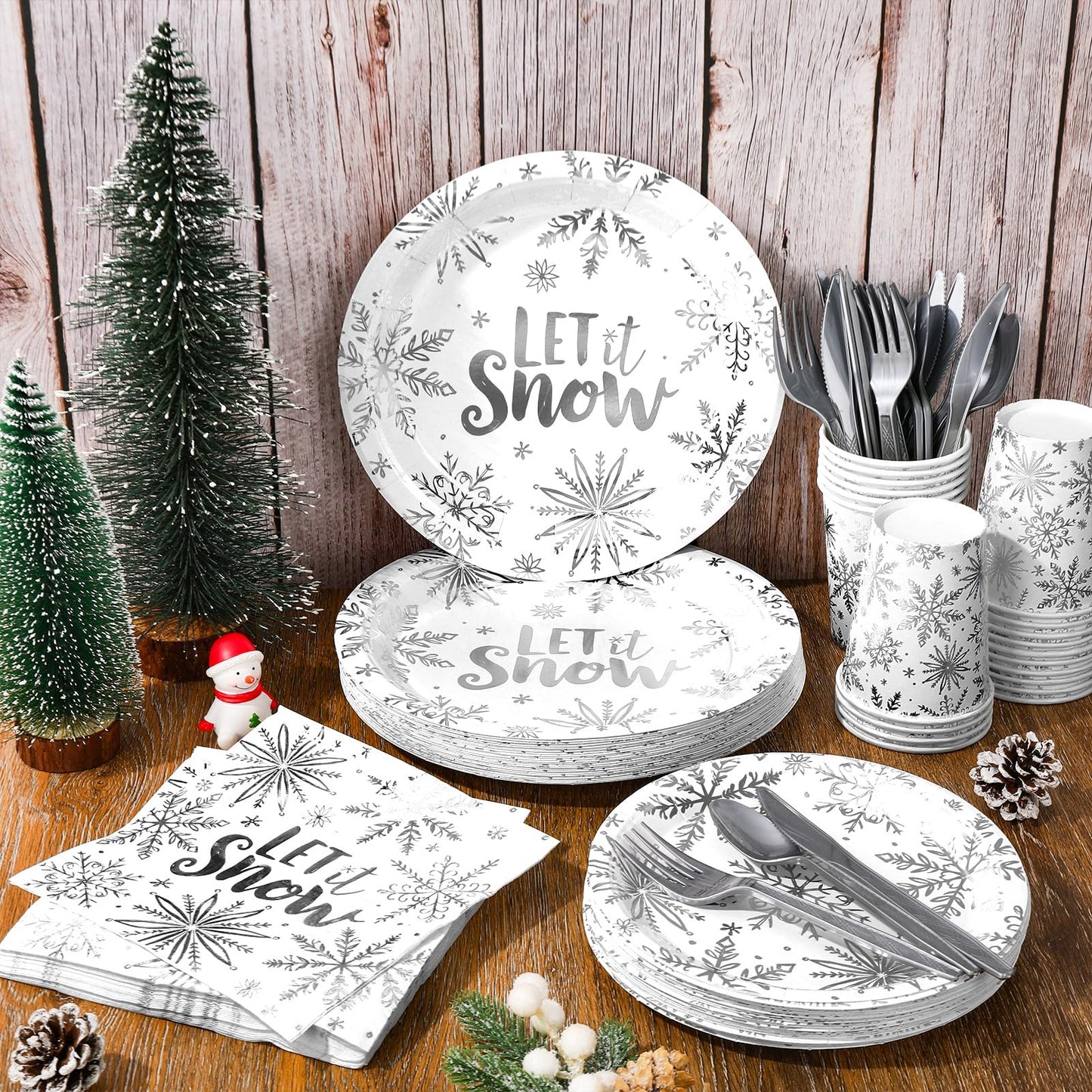 175Pcs Christmas Party Supplies Kit Silver Foil Snowflake Tableware Set Winter Disposable Dinnerware Paper Napkin Plate Cup Plastic Fork Knives Spoon for 25 Guests Party Favors